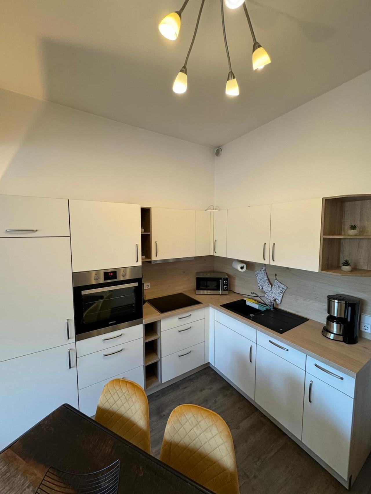Naumburger Charme Solaris Apartment Bagian luar foto